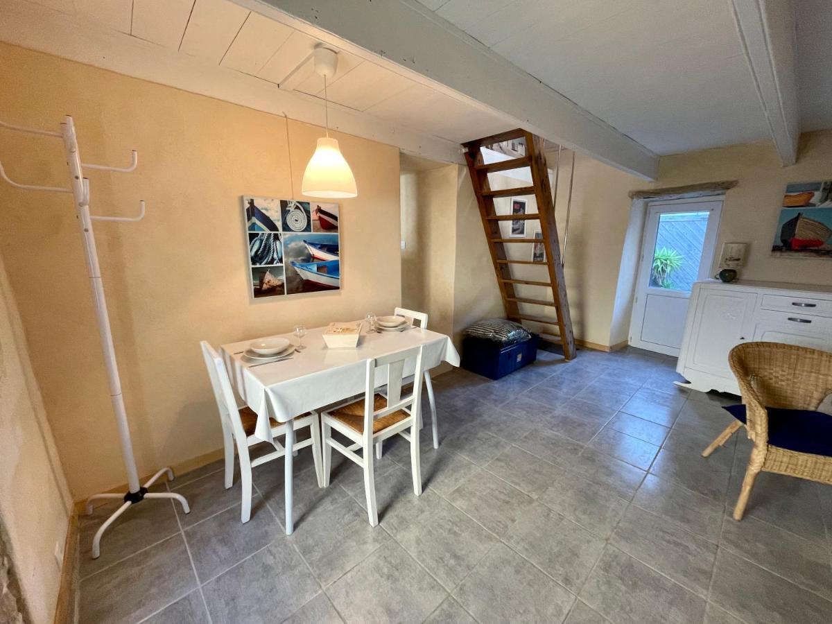 Authentique Penty Au Coeur Du Bourg Apartment Roscanvel Luaran gambar